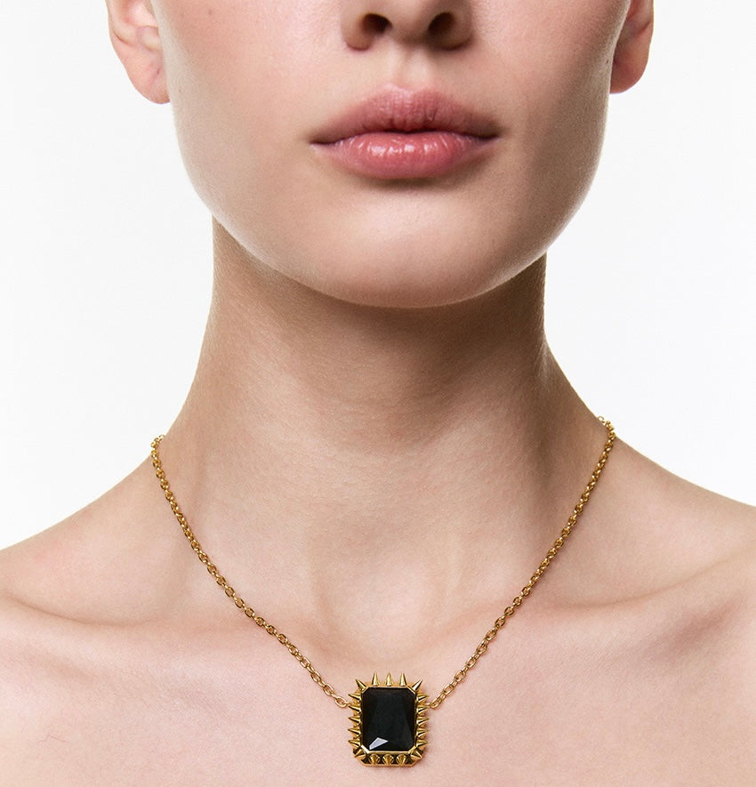 "Rue Cambon" Necklace Gold Black | Beauty Matters