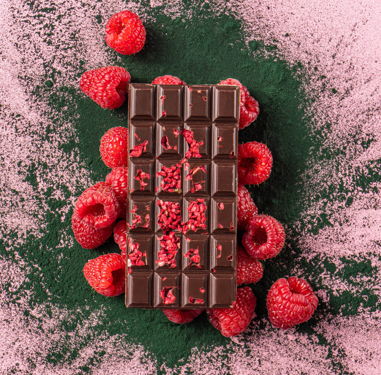 Dark Chocolate with Raspberries and Spirulina | Beauty Matters