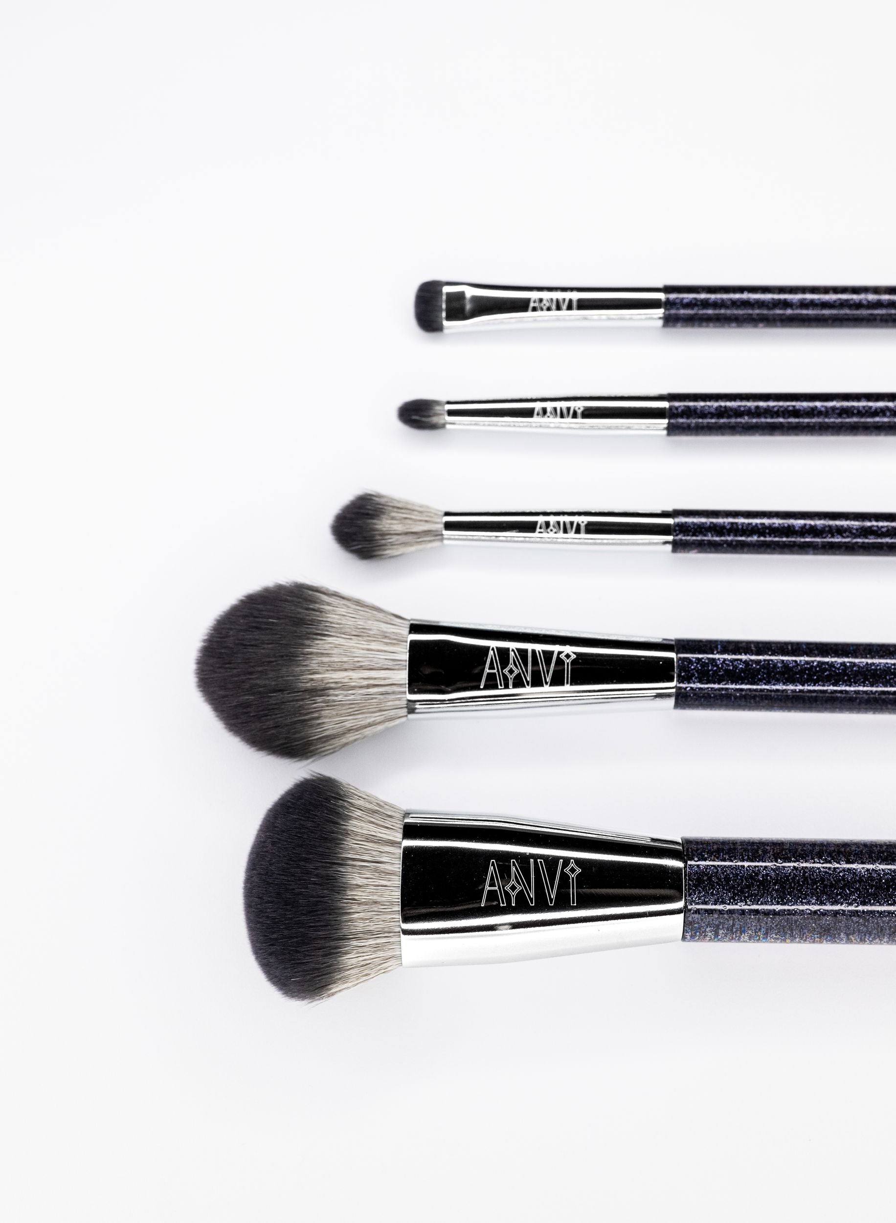 ANVI Brush Set | Beauty Matters