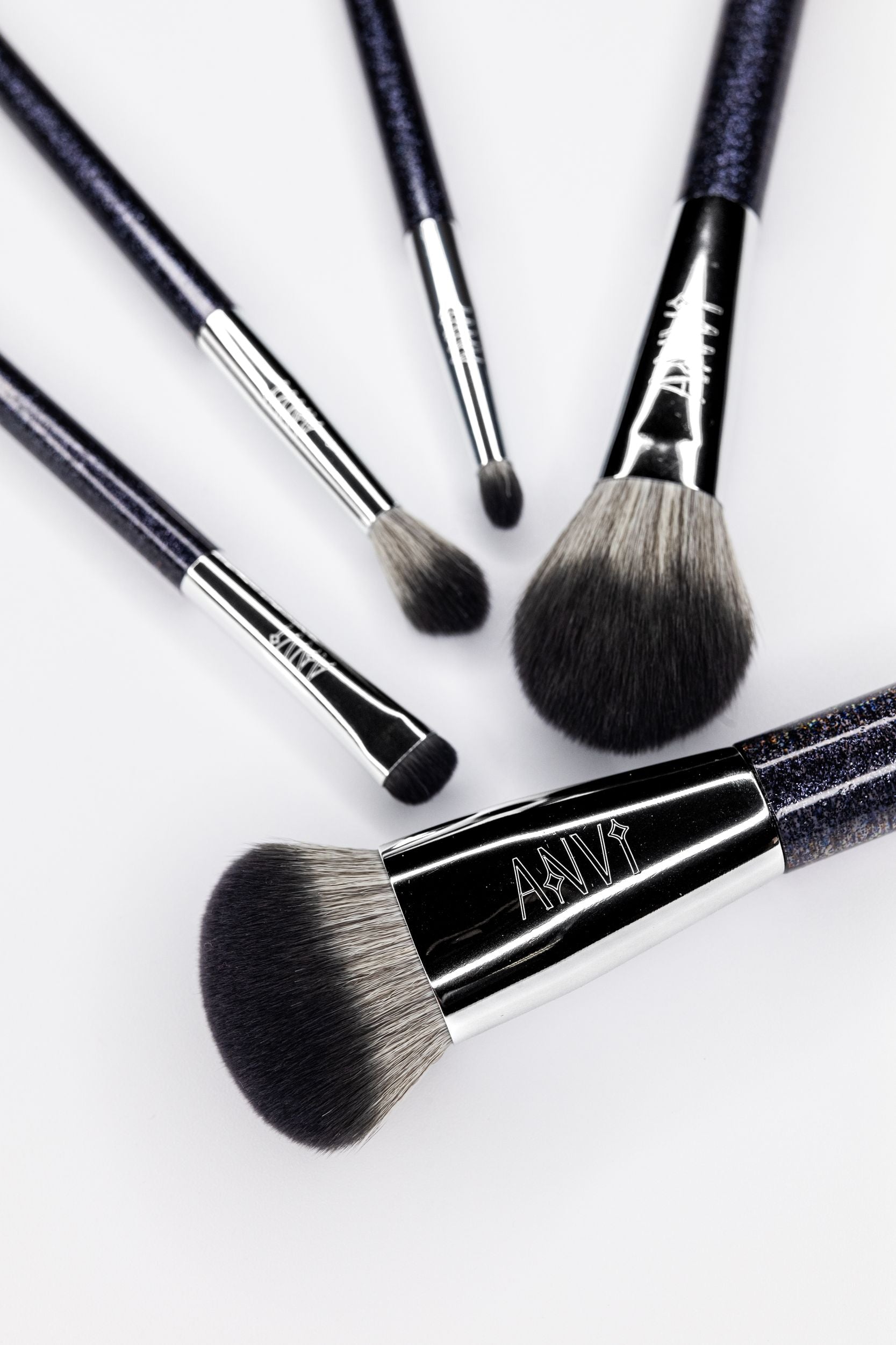 ANVI Brush Set | Beauty Matters