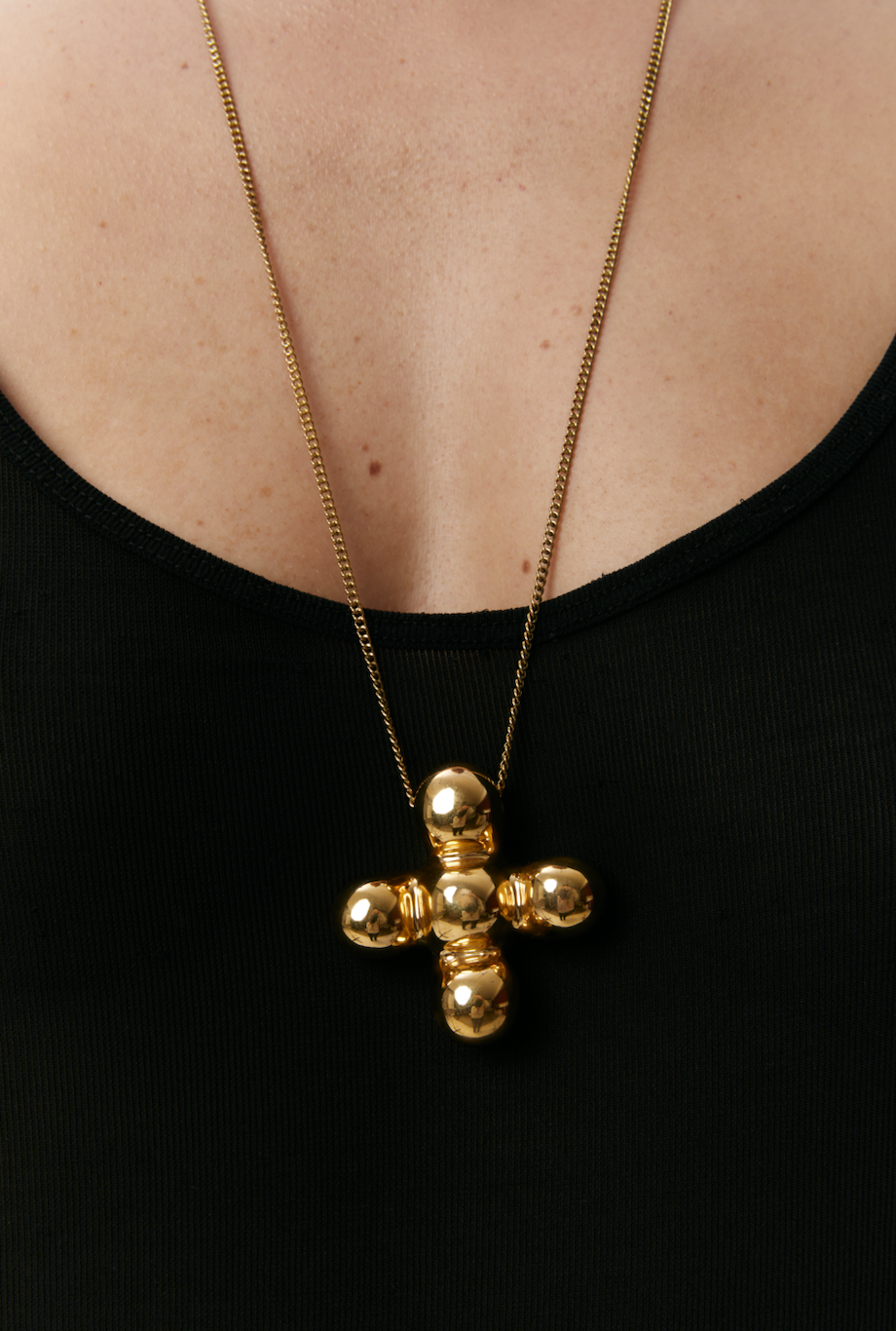 "Bloom" Ceramic Necklace Gold | Beauty Matters