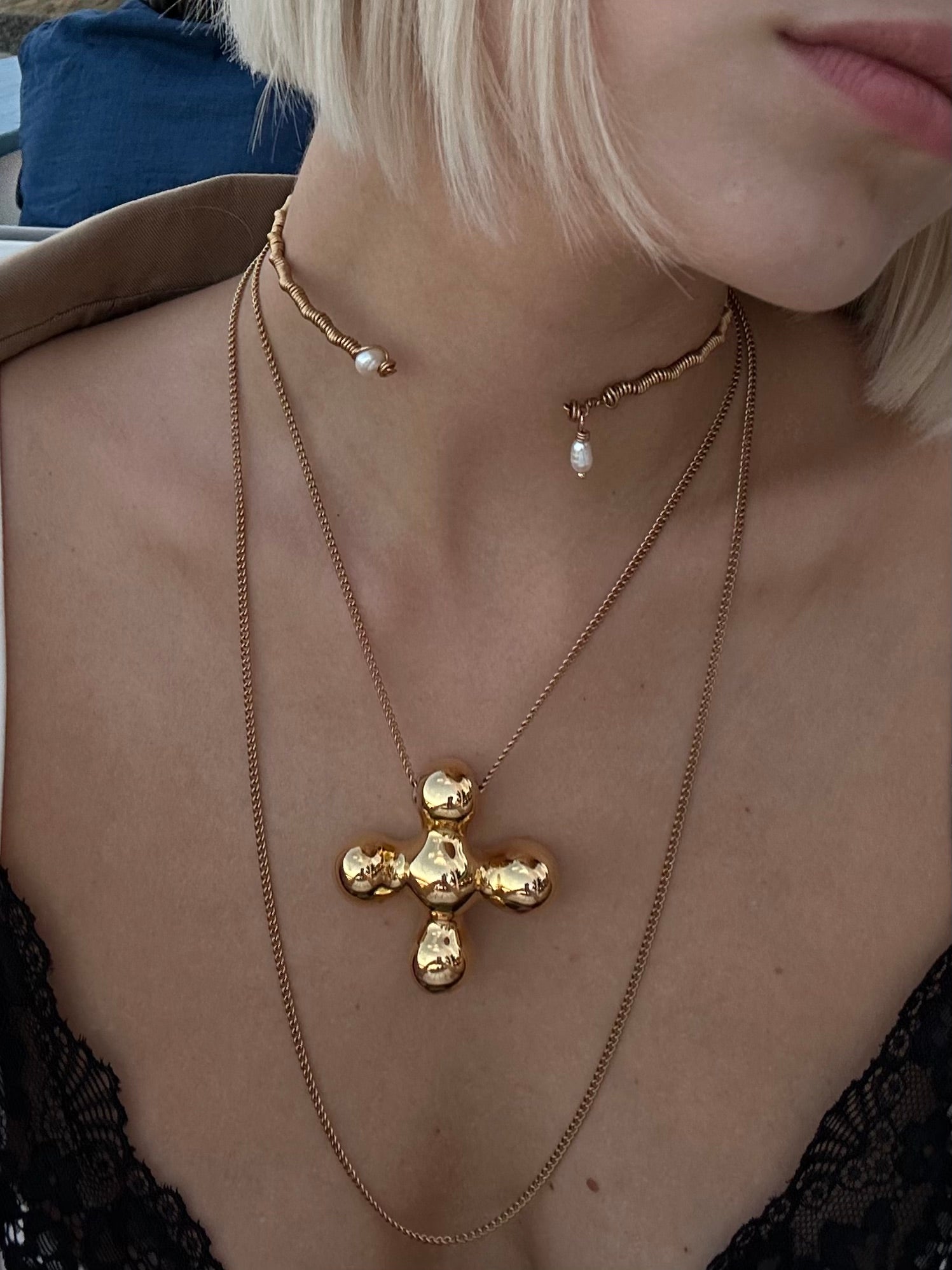 "Bloom" Ceramic Necklace Gold | Beauty Matters