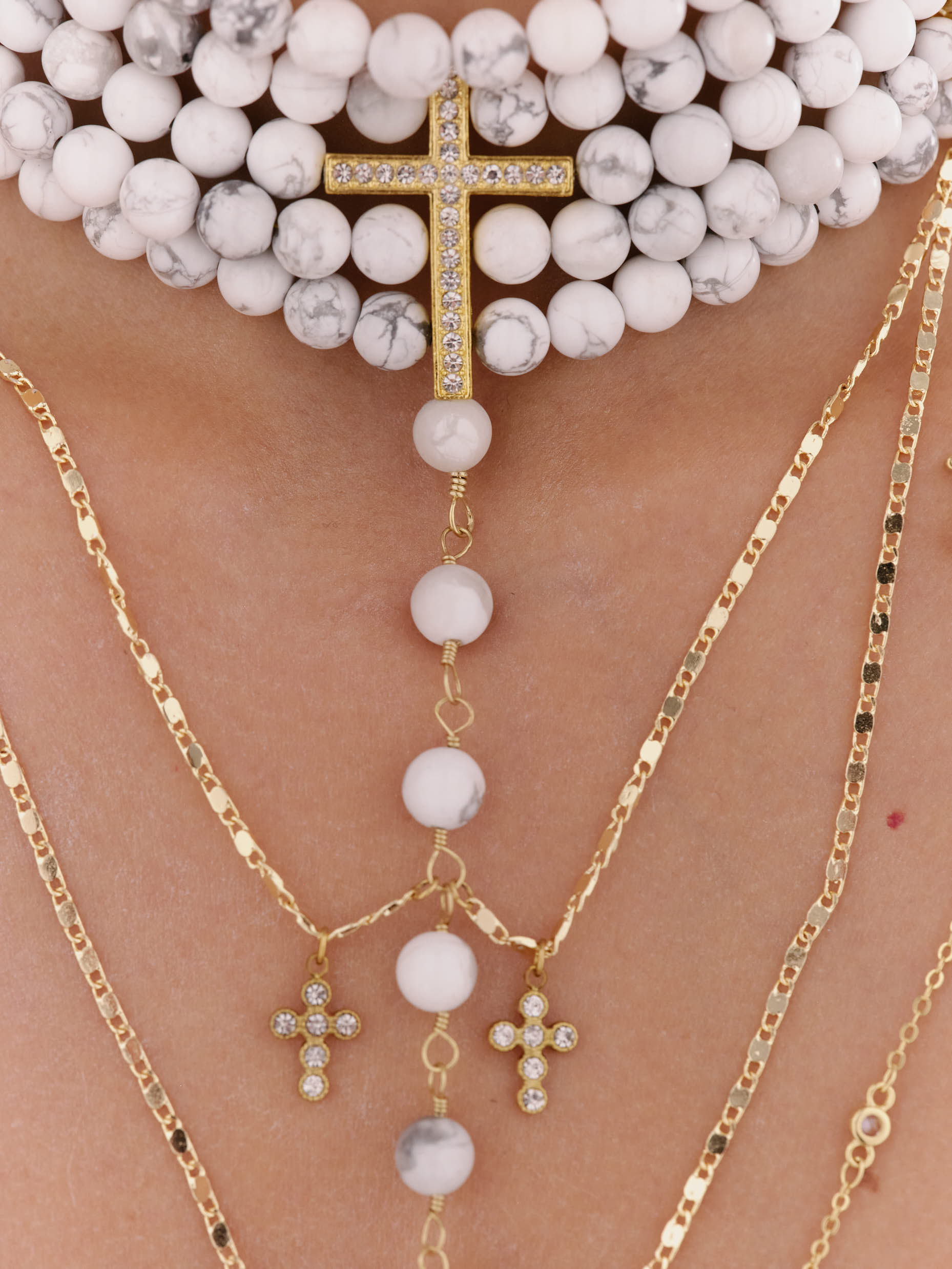 “Innocent” Necklace Marble with Gold | Beauty Matters