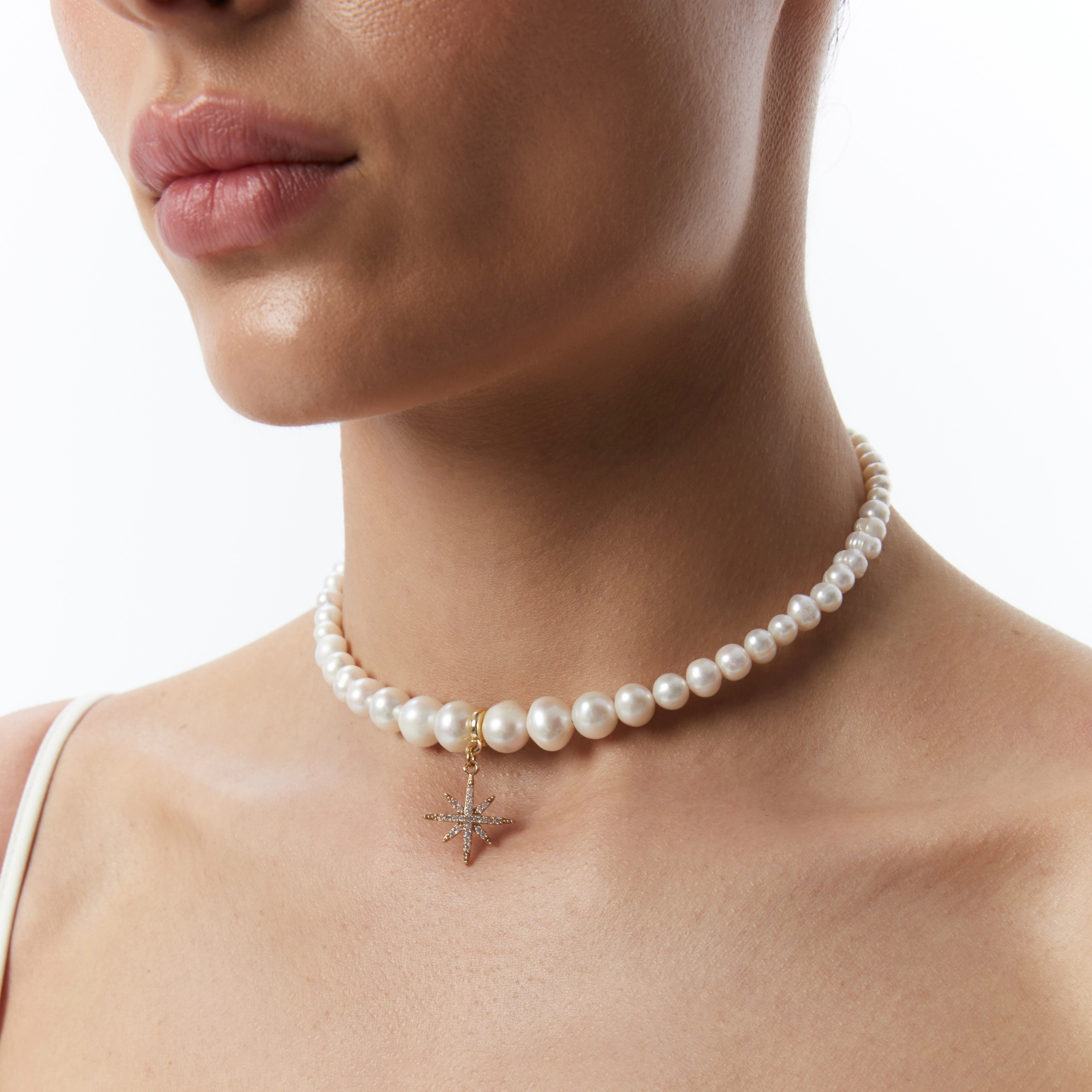 Pearls Choker with "Morning Star" Gold | Beauty Matters