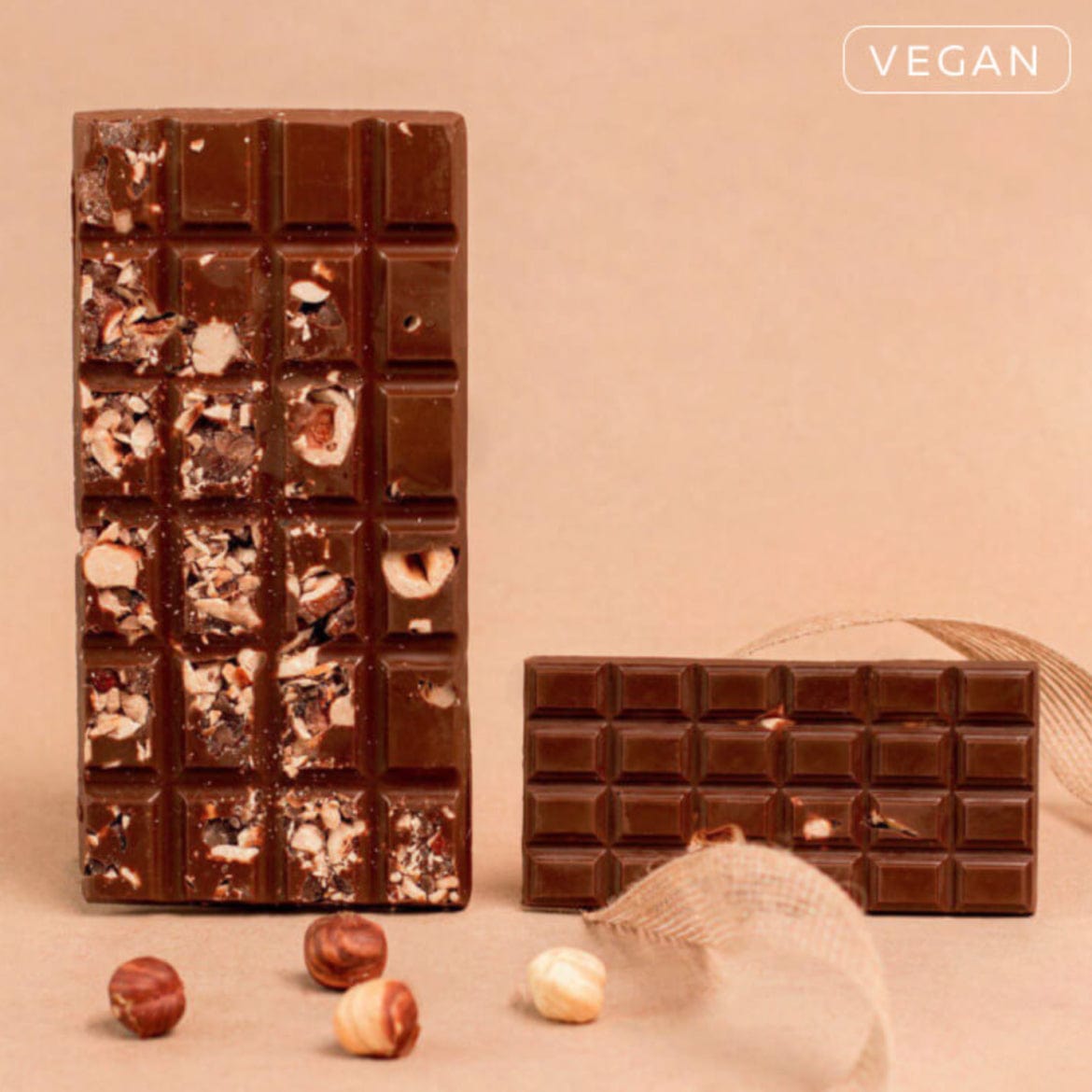 Milk chocolate with hazelnuts - Beauty Matters